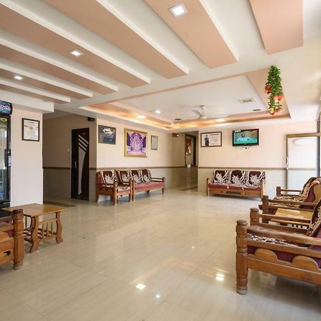 Hotel Sai Shraddha Ширди Экстерьер фото
