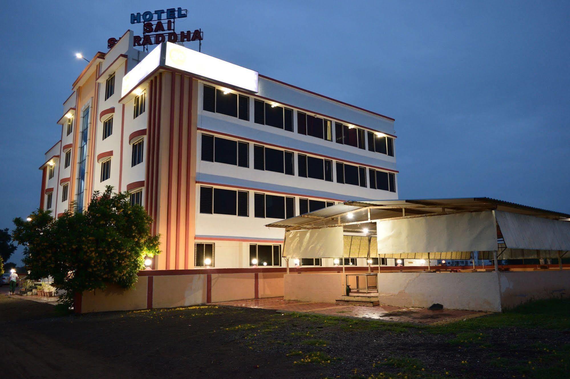 Hotel Sai Shraddha Ширди Экстерьер фото