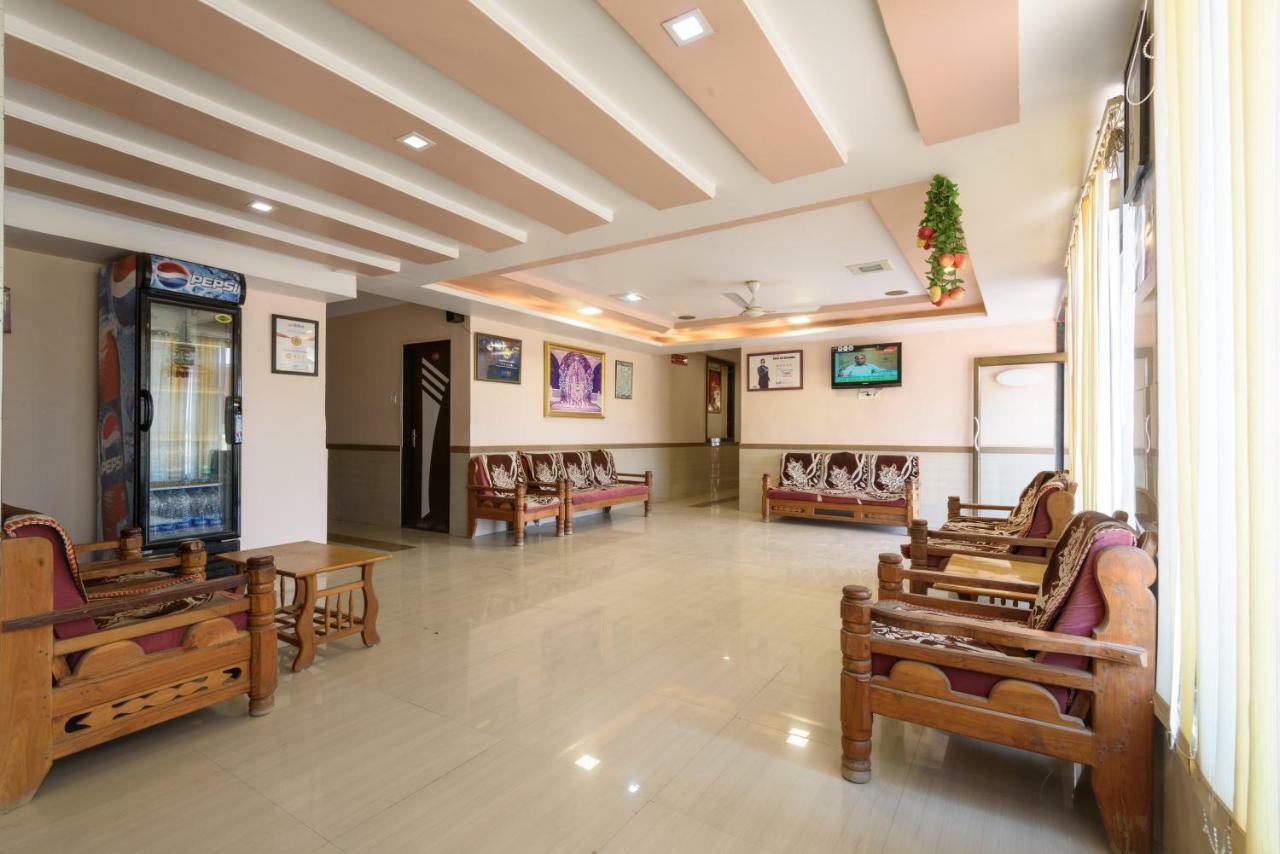 Hotel Sai Shraddha Ширди Экстерьер фото