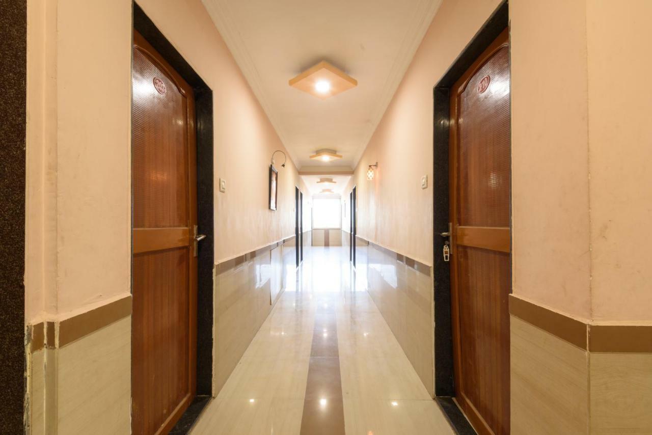 Hotel Sai Shraddha Ширди Экстерьер фото